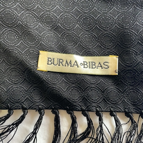 Black silk opera scarf, Burma Bibas brand. - Picture 2 of 3